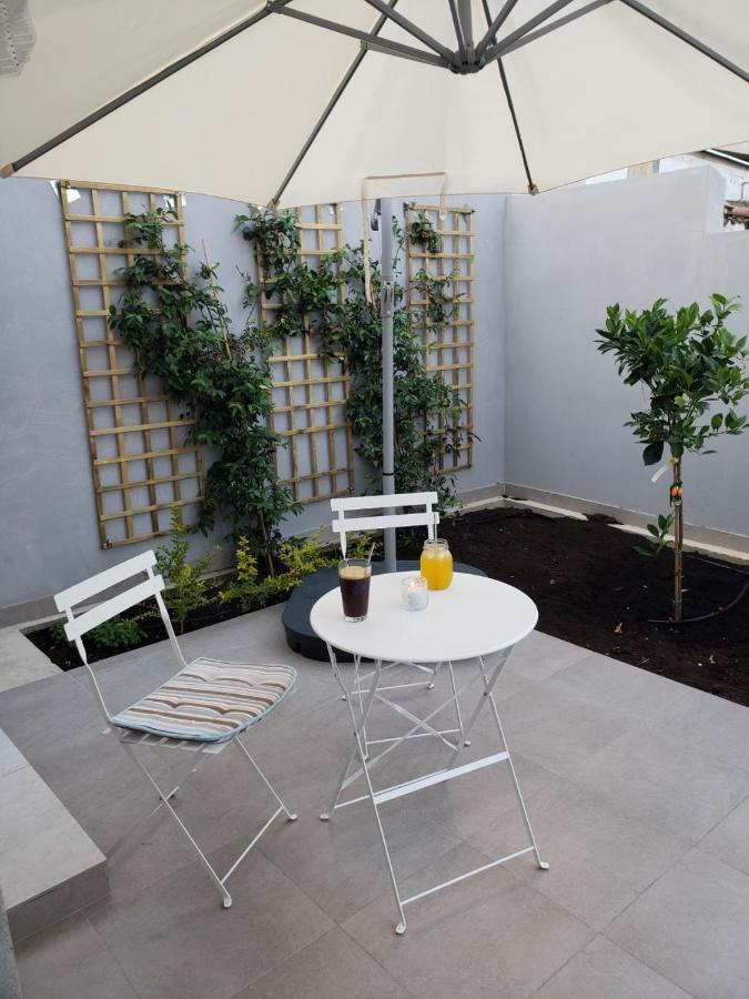 Modern & Cozy Studio W/ Backyard Near City Center 利马索尔 外观 照片